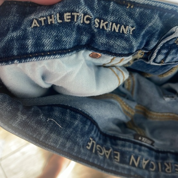 American Eagle π¦
Athletic Skinny 30 X 32 - Picture 5 of 5